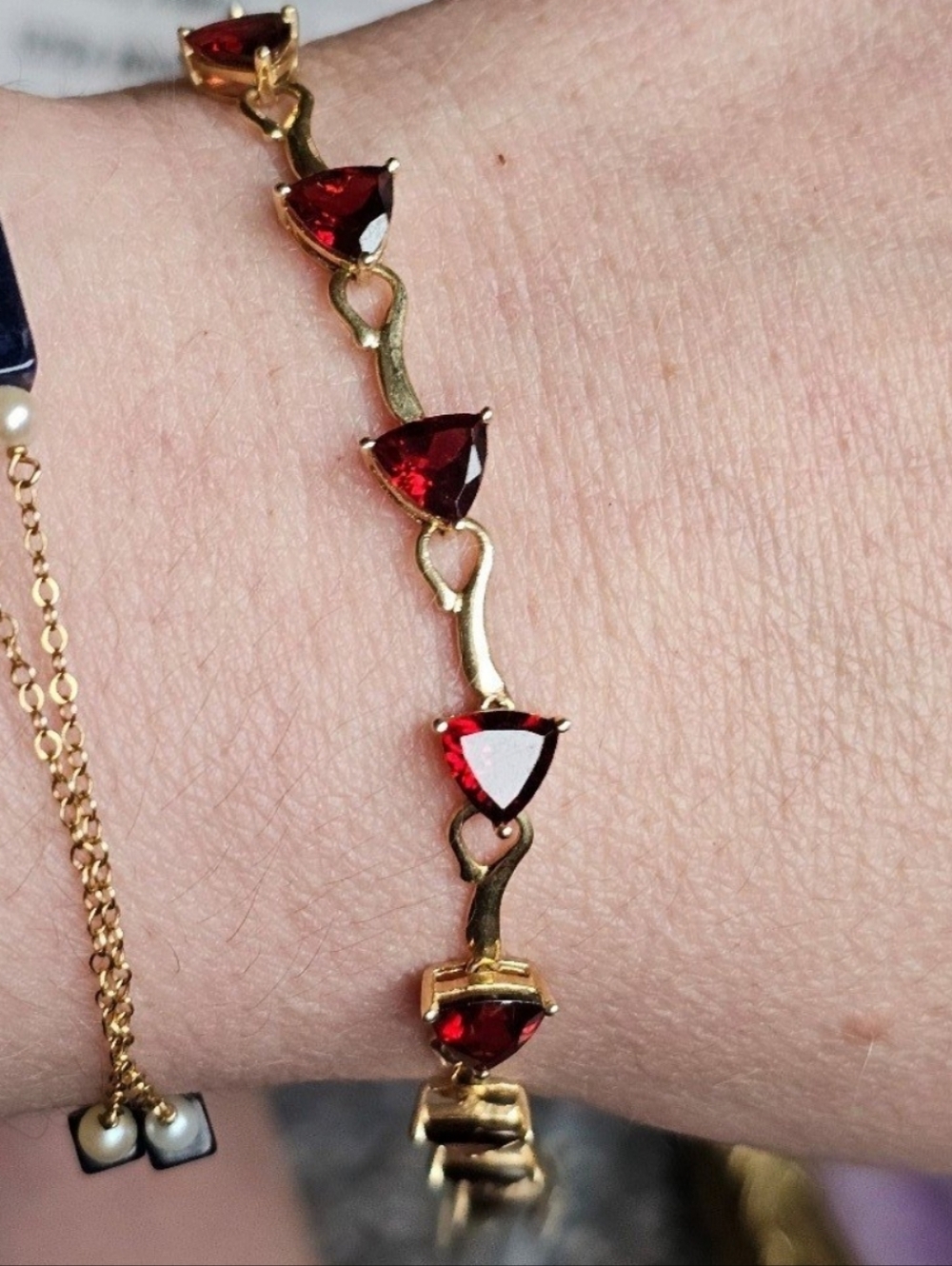 10k trillion cut garnet bracelet. Stamped 10k. Just look at this luscious red co
